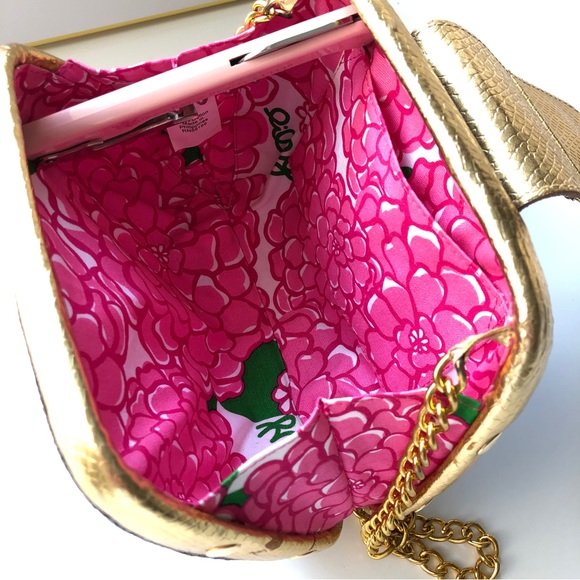 Lilly Pulitzer NWOT Tortoise & Bee Medallion Shoulder Clutch Crossbody HandBag - Picture 4 of 8